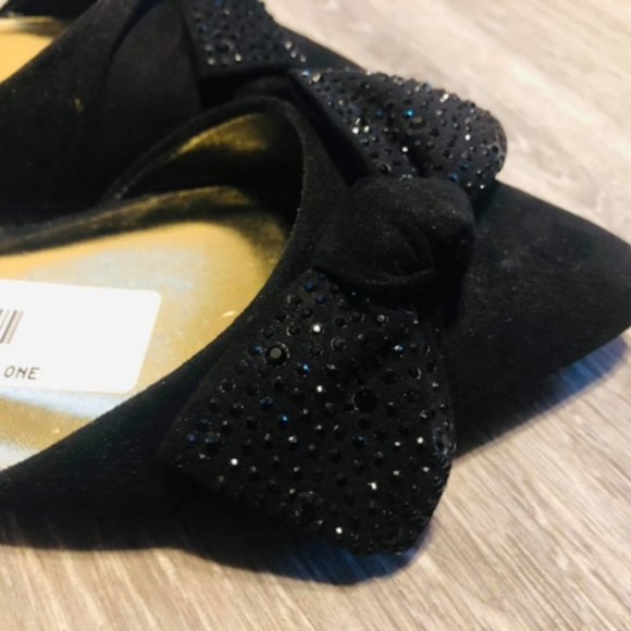 Guess, Pointed Toe Ballet Flats Black size 6.5 - Picture 3 of 4